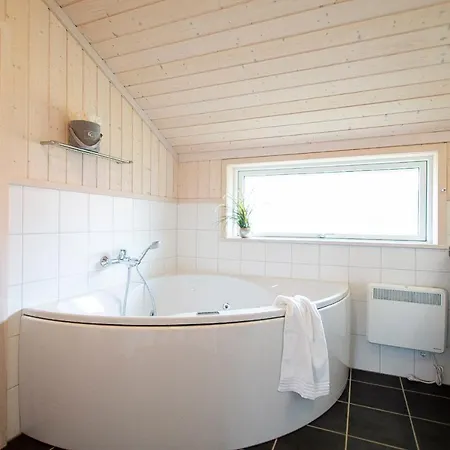 2 House B 22 * Großenbrode